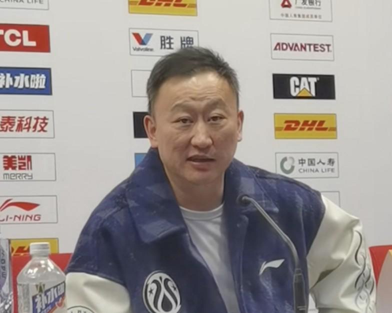 开云-刘维伟谈威瑟斯庞：输球我可以担责，但他总闹情绪实在让我太累